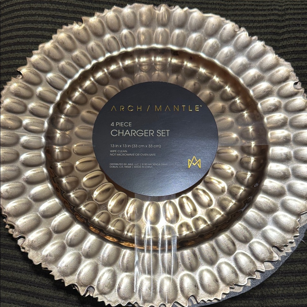 4 gold chargers 13” round decorative etched chargers / NEW
